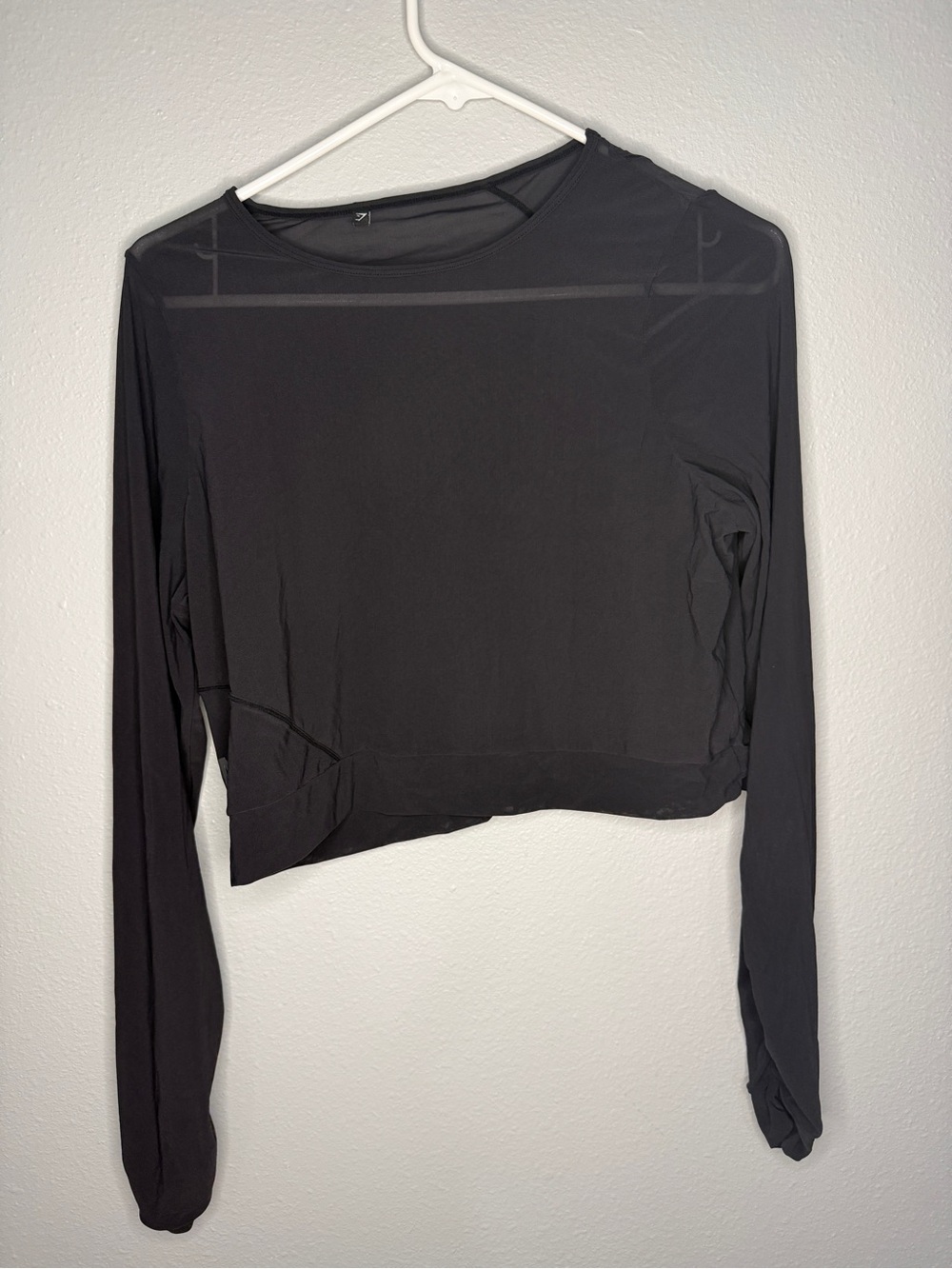 Gymshark Black Long Sleeve Cropped Top